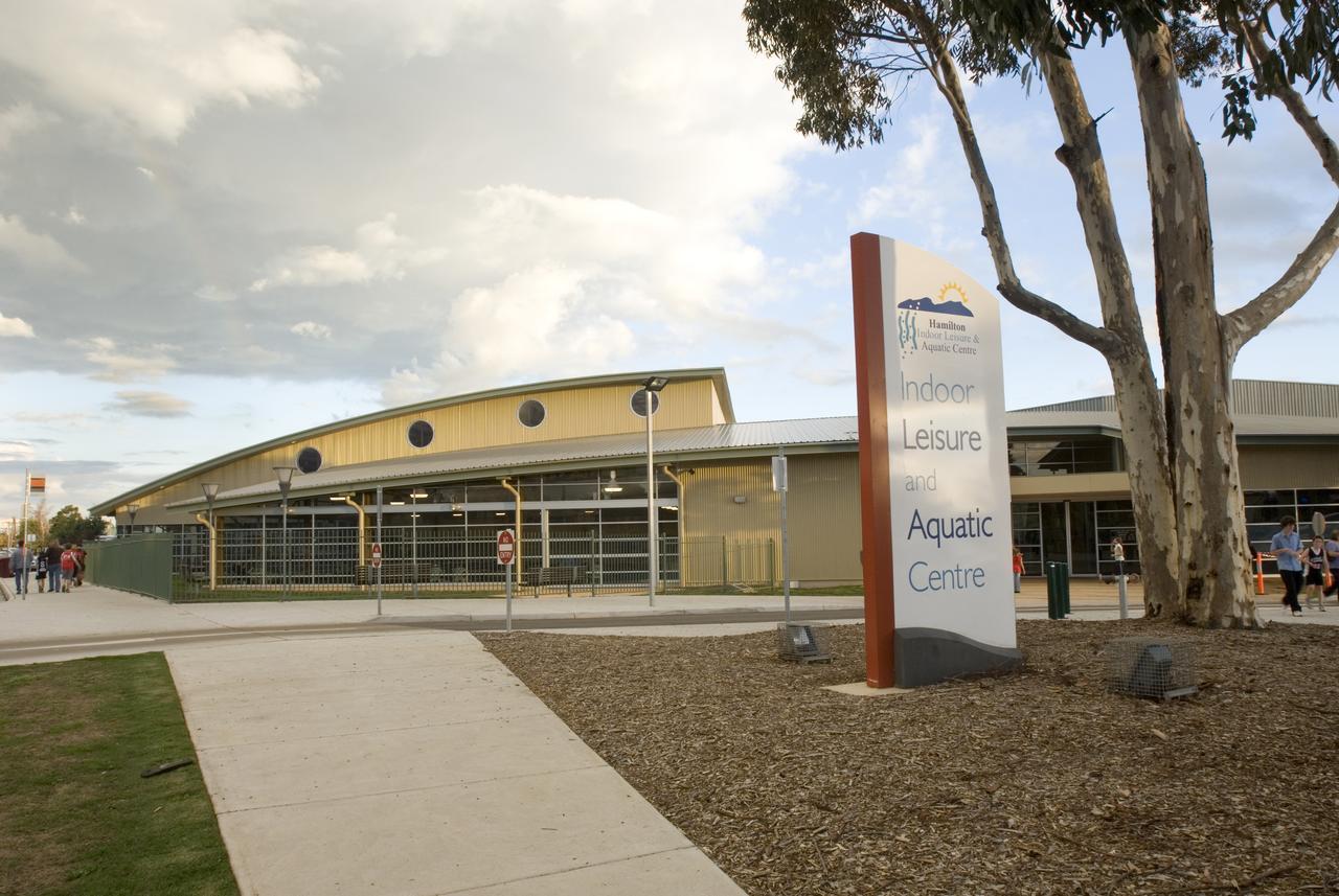 Lake Hamilton Motor Village And Caravan Park エクステリア 写真